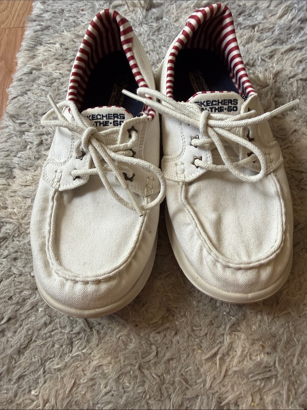 Skechers Kids Cream Canvas Lace-Up Sneakers with Red-Striped Lining